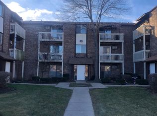 2256 Nichols Rd, Arlington Heights, IL 60004