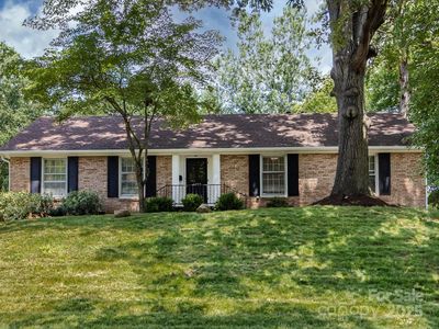6922 Woodstock Dr, Charlotte, NC, 28210