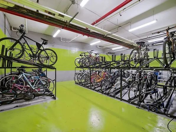 1919 Madison Avenue image 10 of 12