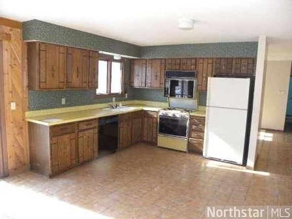 2nd image of 8149 W 102nd St