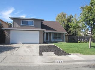100 Goheen Cir, Vallejo, CA 94591