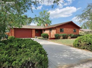 1607 Columbine Pl, Colorado Springs, CO 80907