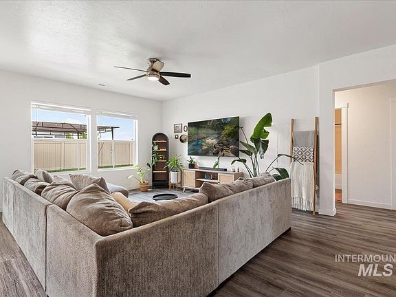 5th image of 2973 W Silver Riv