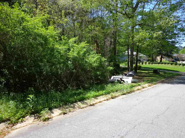 1596 Ogala Dr, Jonesboro, GA 30236