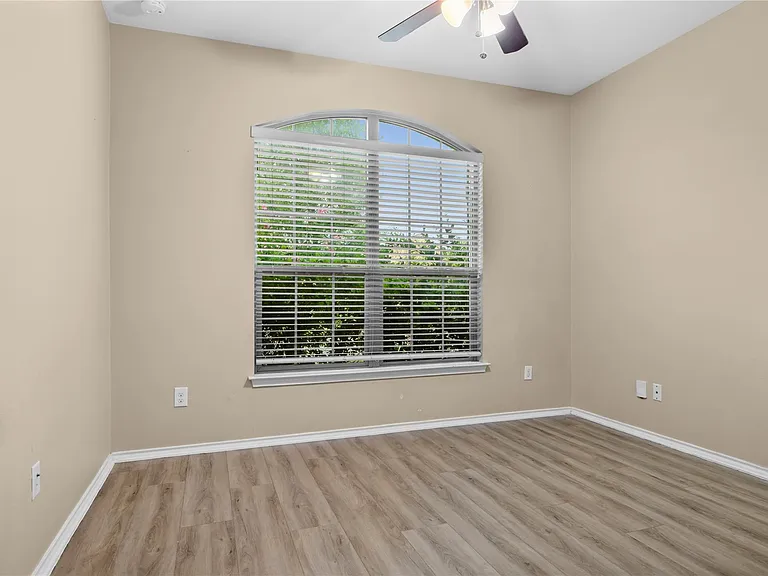 14308 Lake Victor Dr — Photo 22