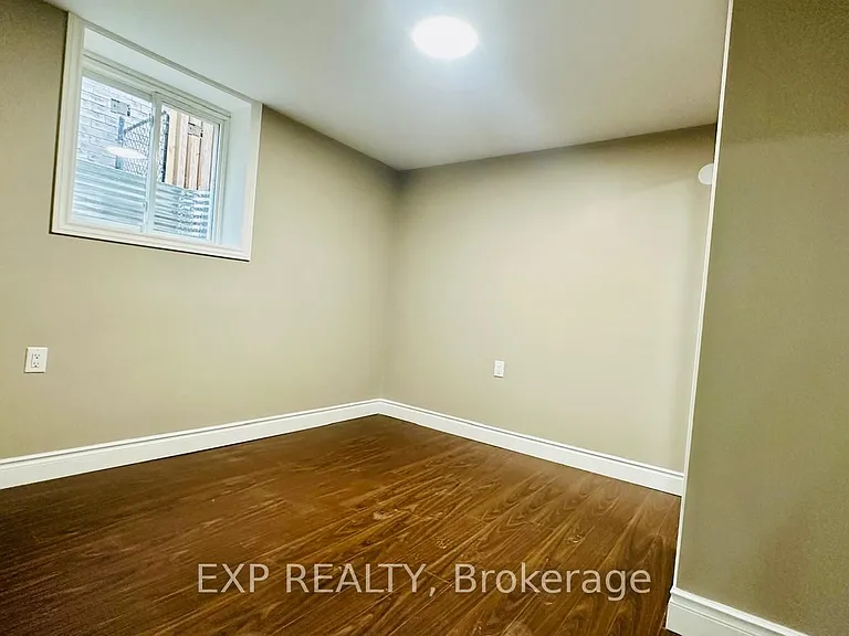 287 Resurrection Dr #LOWER — Photo 10
