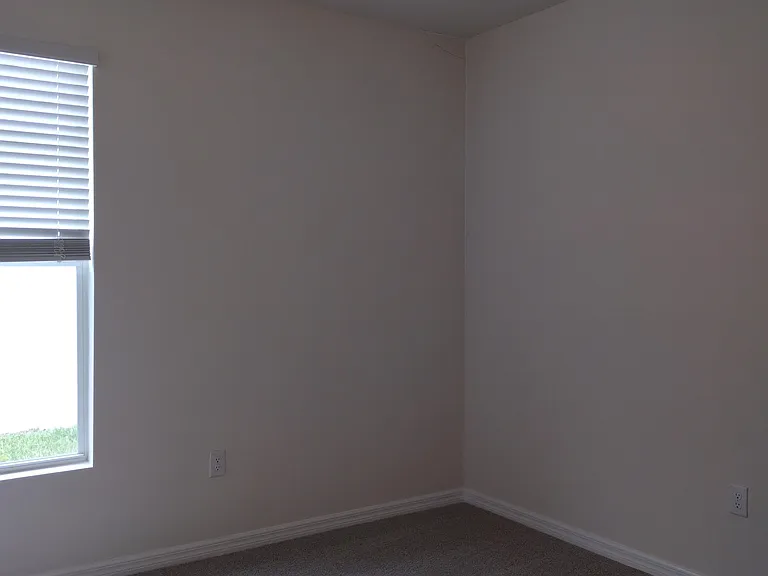 816 Friendship Cir — Photo 10