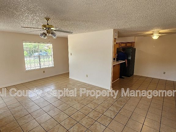 3rd image of 8511 Woodstone Dr