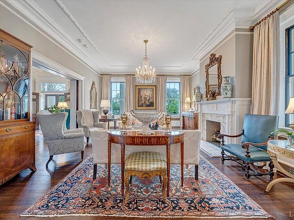 3rd image of 3021 Rivermont Ave