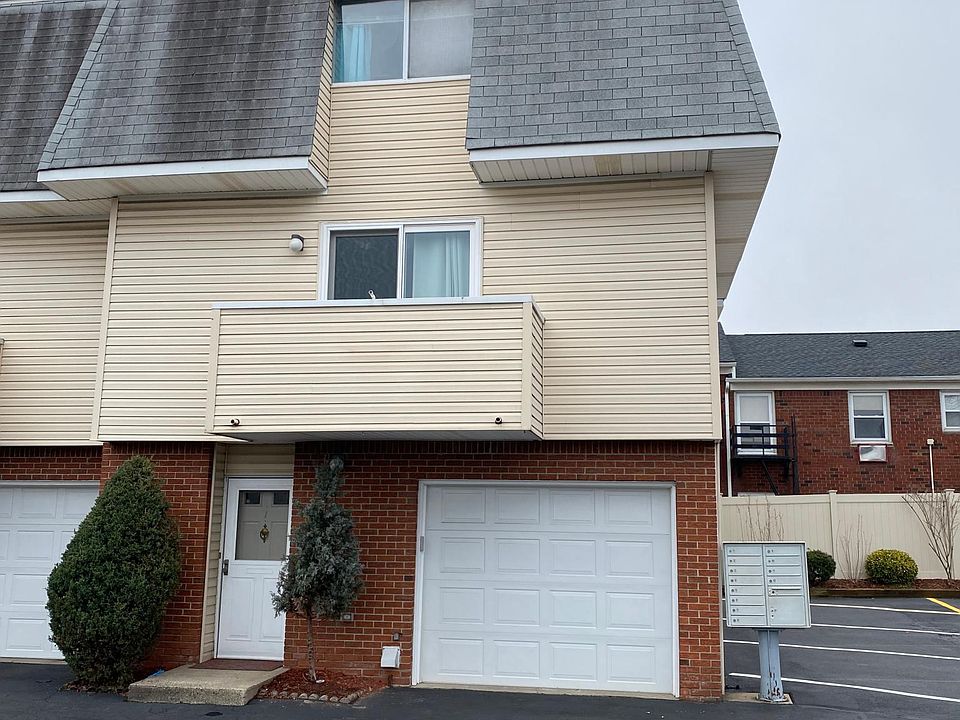 1st image of 506 Joralemon St #A1