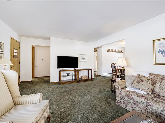 5th image of 3113 Louis St