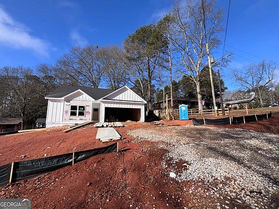 2nd image of 43 Anderson St