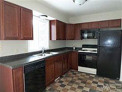 3rd image of 210 Crestwood Dr