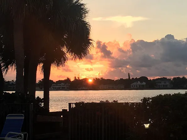 102 Half Moon Cir APT H3, Hypoluxo, FL 33462