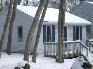 310 Noank Ledyard Rd, Mystic, CT 06355