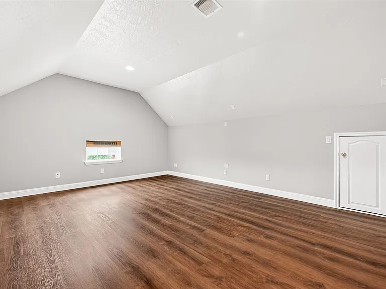 20706 Calloway Crest Ct — Photo 35