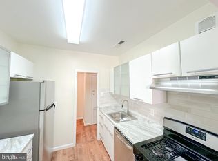 3100 S Manchester St APT 114, Falls Church, VA 22044