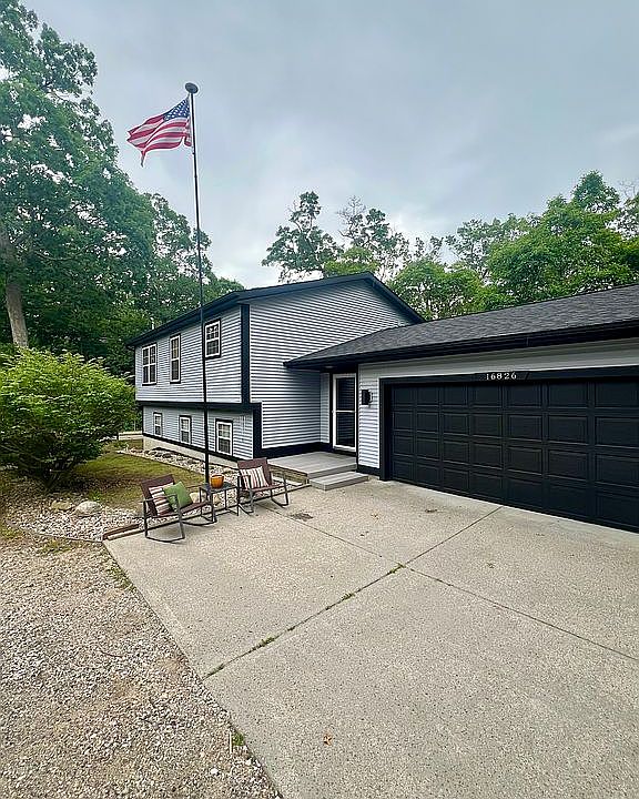 1st image of 16826 Highland Ave