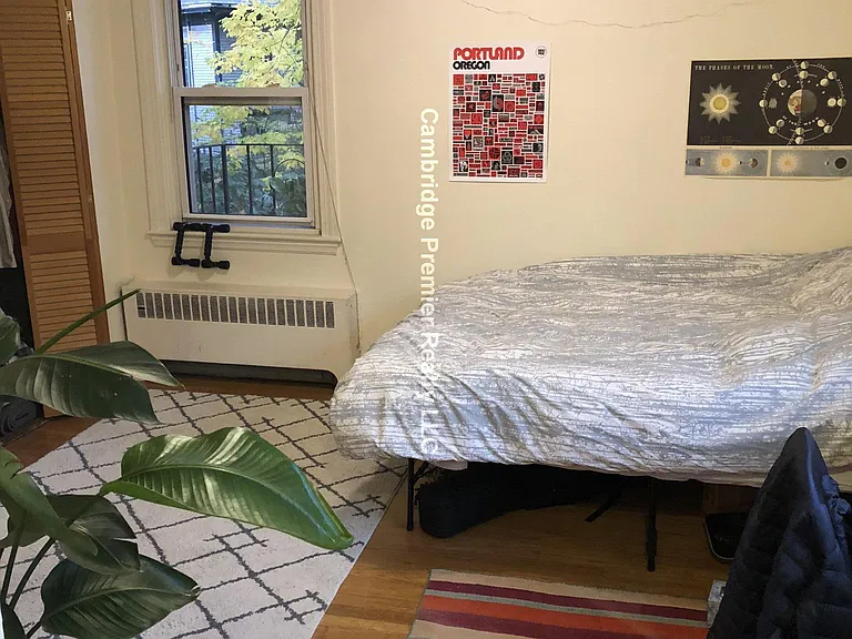 48 Kirkland St #4 — Photo 6