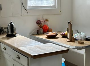 693 Aileen St APT 1, Oakland, CA 94609