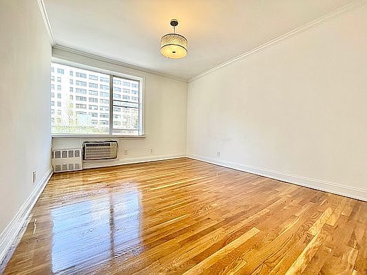 1st image of 412 E 50th St APT 4A