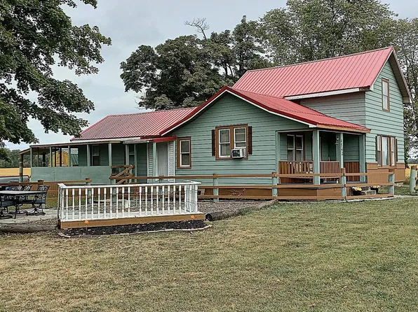 4542 W 400th Rd S, Huntington, IN 46750