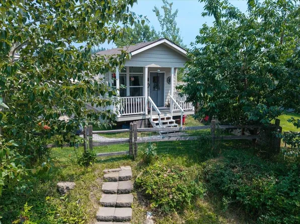 287 Guinevere Dr, Usk, WA 99180