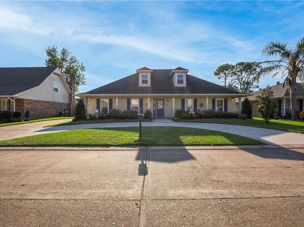 14 Devereaux Dr, Destrehan, LA 70047