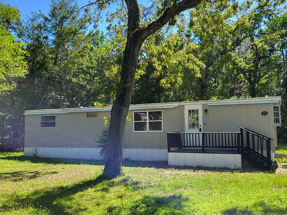 3345 Ballard St #3345