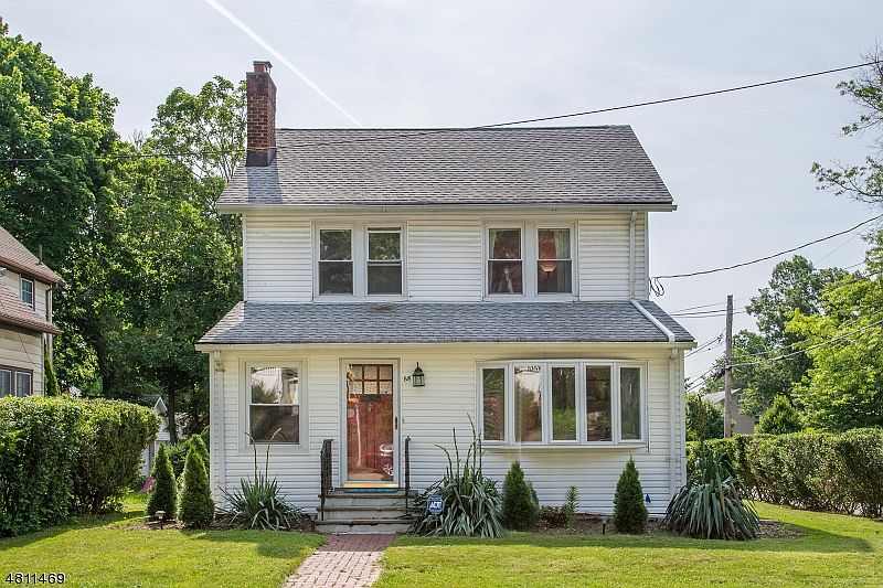 1st image of 68 Rollinson St