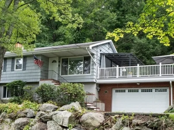 8 C O Dr, Byram Twp., NJ 07821