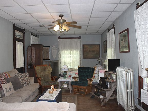2nd image of 311 S 1st St
