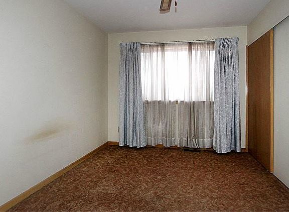3rd image of 10428 Saint Ann Ln