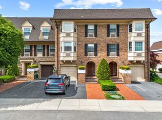 207-23 Darren Dr Floor 2, Bayside, NY 11360