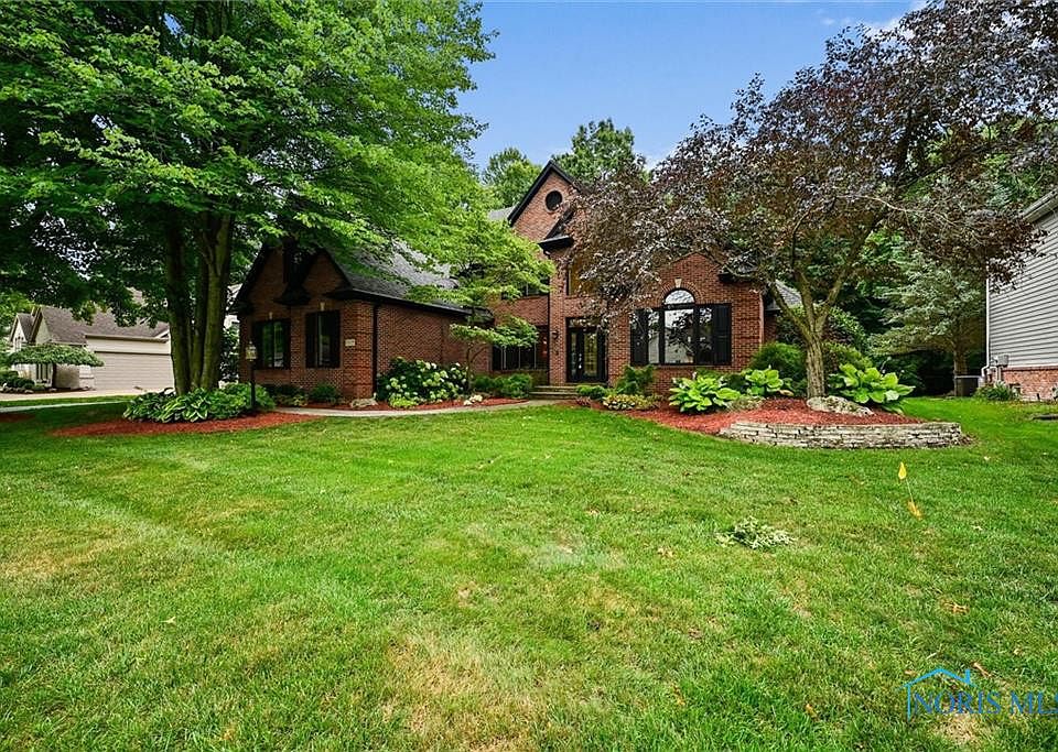 1st image of 8839 Royal Oak Dr