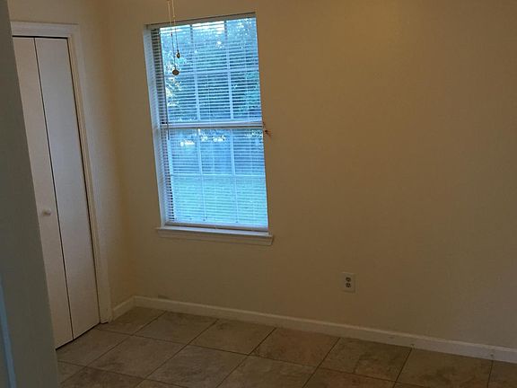 4th image of 8591 Kingfisher Ln
