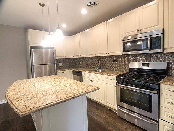 2nd image of 2379 32nd St #1