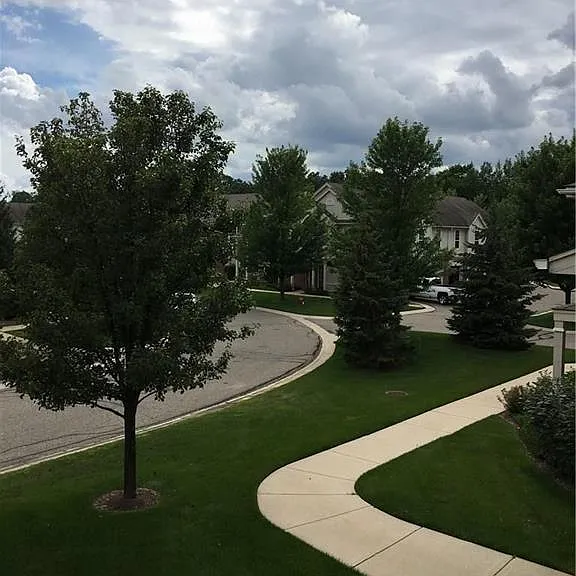 17208 Chesapeake Cir — Photo 3