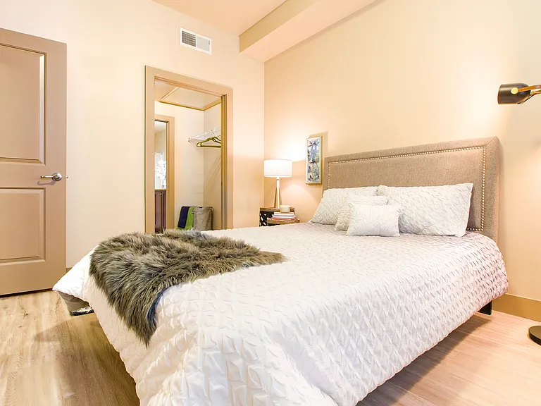 Sugar House Apartments By Urbana — Photo 35