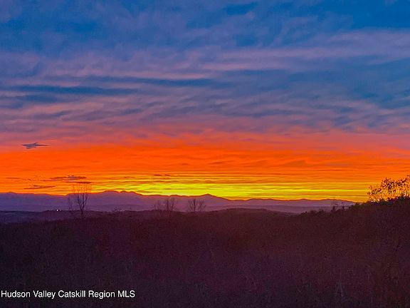 3rd image of 10 7 Bridges Road