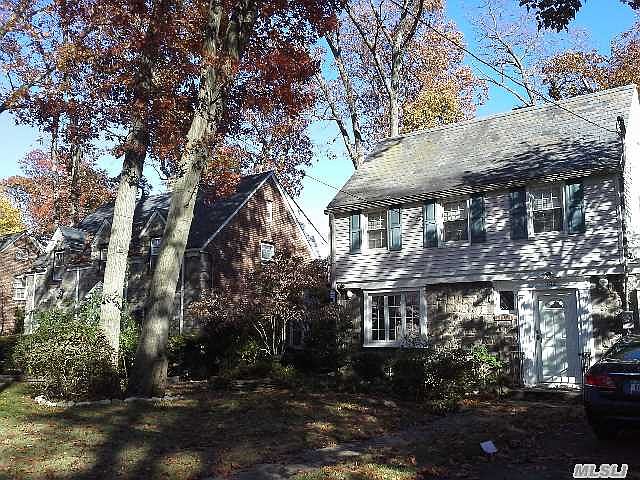 1st image of 146 Connecticut Ave