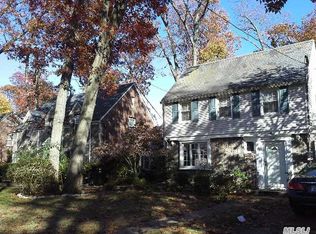 146 Connecticut Ave, Freeport, NY 11520