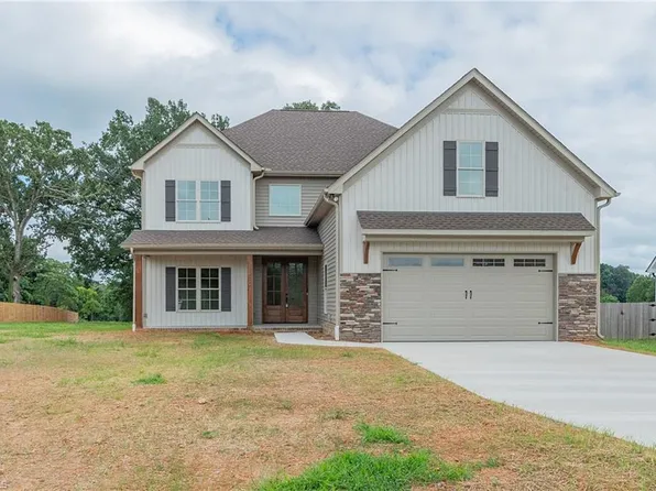 8430 Fairgrove Church Rd, Browns Summit, NC 27214