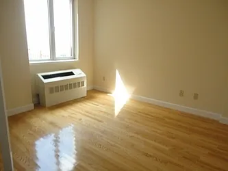 Rented by Urban Realty NYC