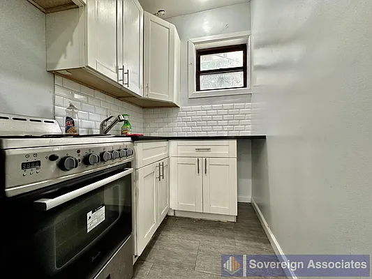 Rented by Sovereign Associates | media 6