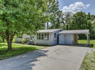 319 NW 22nd Street Ter, Blue Springs, MO 64015