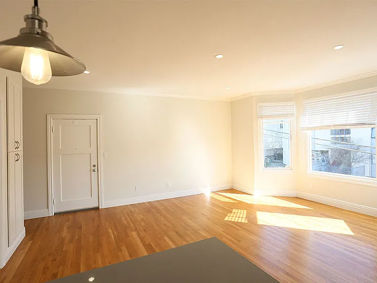 171 Montecito Ave — Photo 5