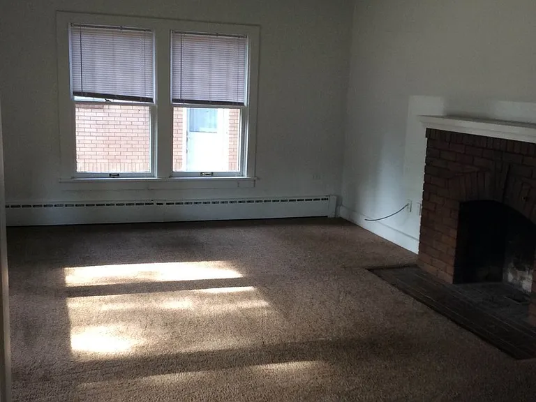 630 S Whitcomb St — Photo 3