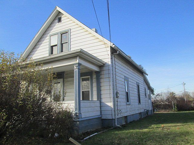 1st image of 289 1st Ave