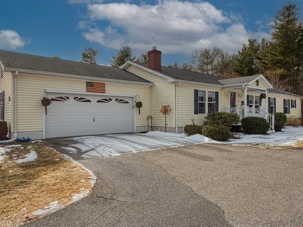4103 Pheasant Ln, Middleboro, MA 02346